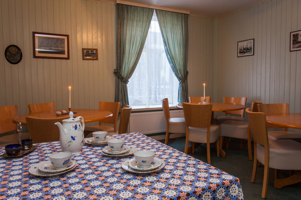 Guesthouse Ísafjördur - Gamla Ísafjörður Exterior foto